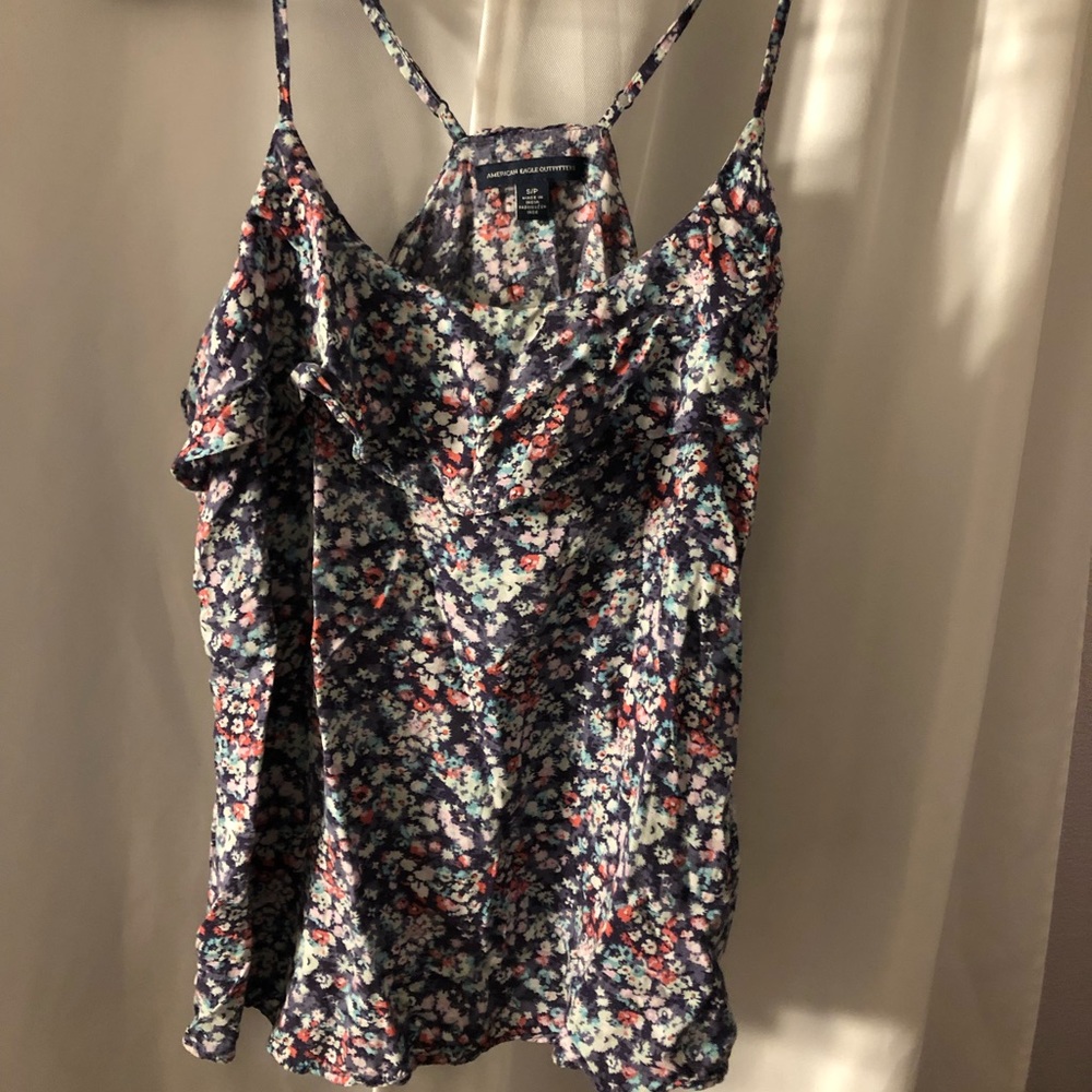 American Eagle Small floral tank top